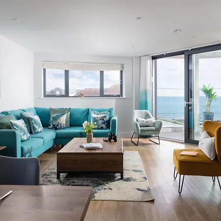 Apartment St Michaels The Liner Falmouth