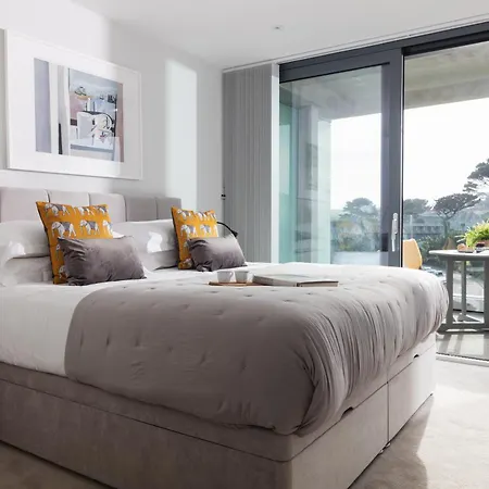 St Michaels The Liner Apartment *